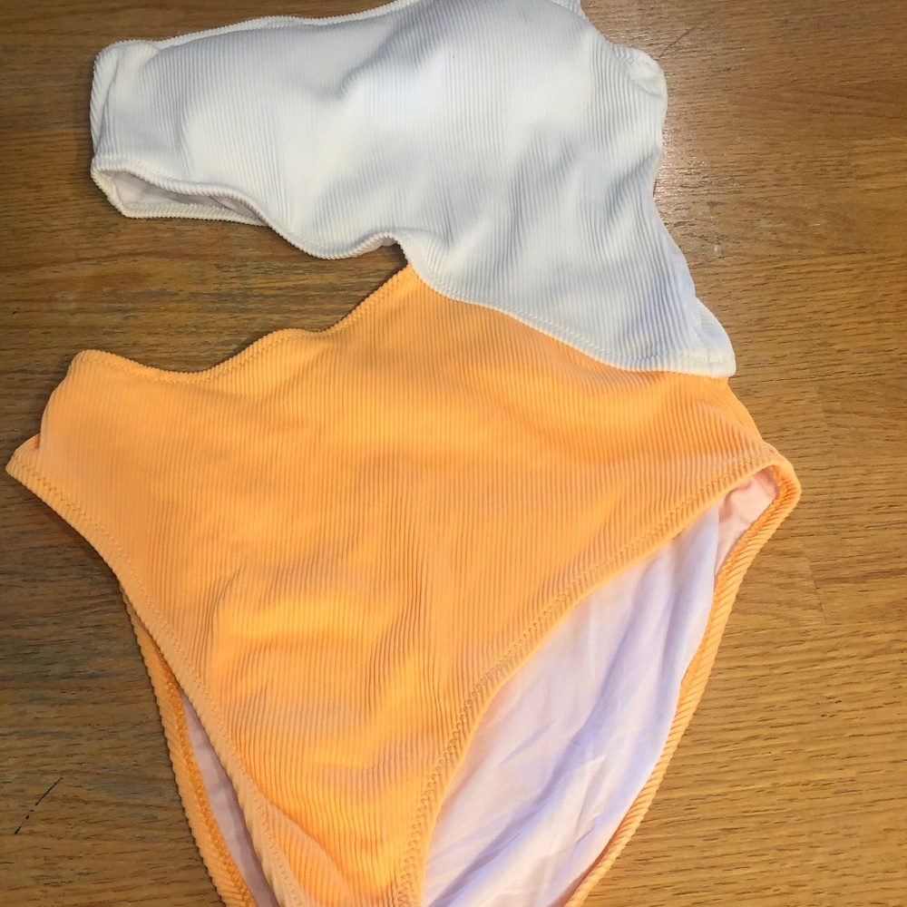 CupShe Swimsuit